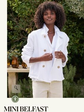 Frank & Eileen White Double-Breasted Blazer with Gold Buttons